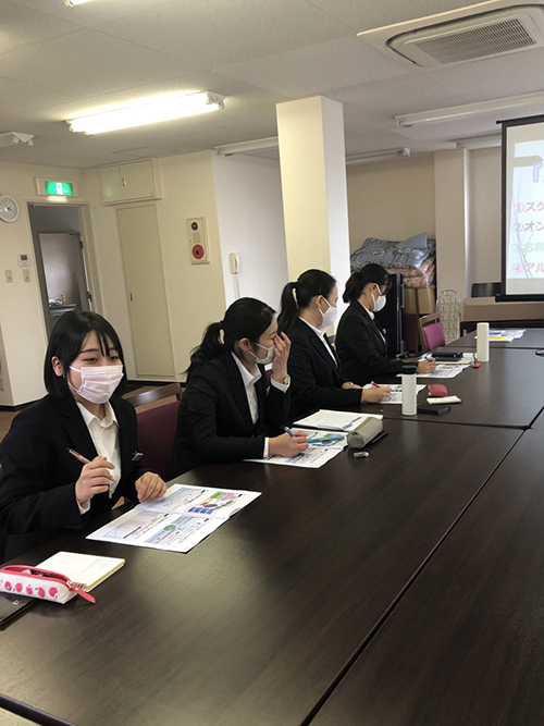 【奈良市学園前ホール】新入社員研修